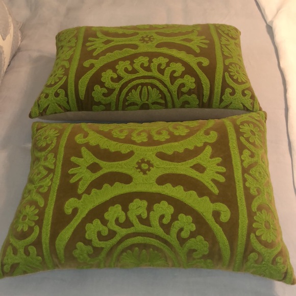 Other - Set of 2 Pillows